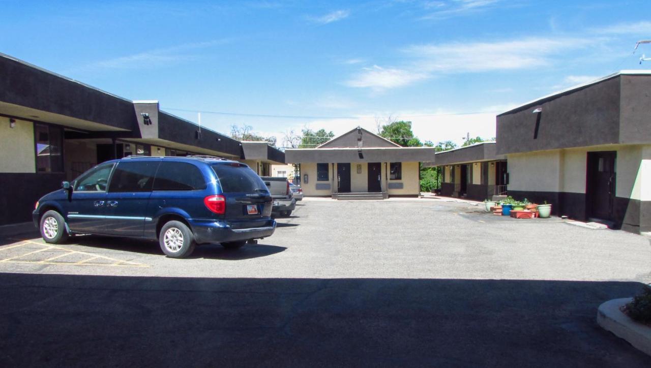 Magnuson Cedar Stadt Exterior foto